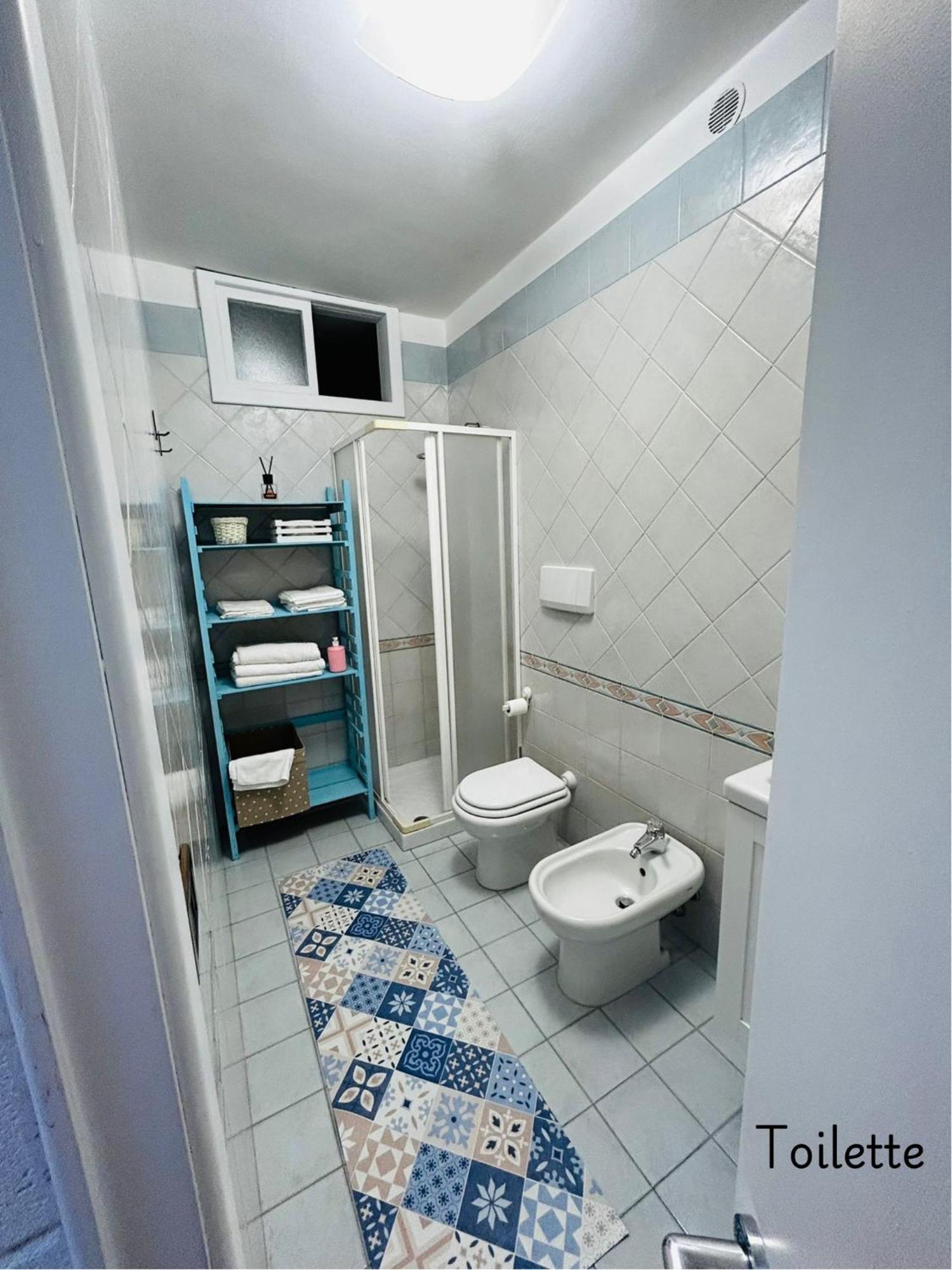 Raggi Di Sole Apartment Барі Екстер'єр фото